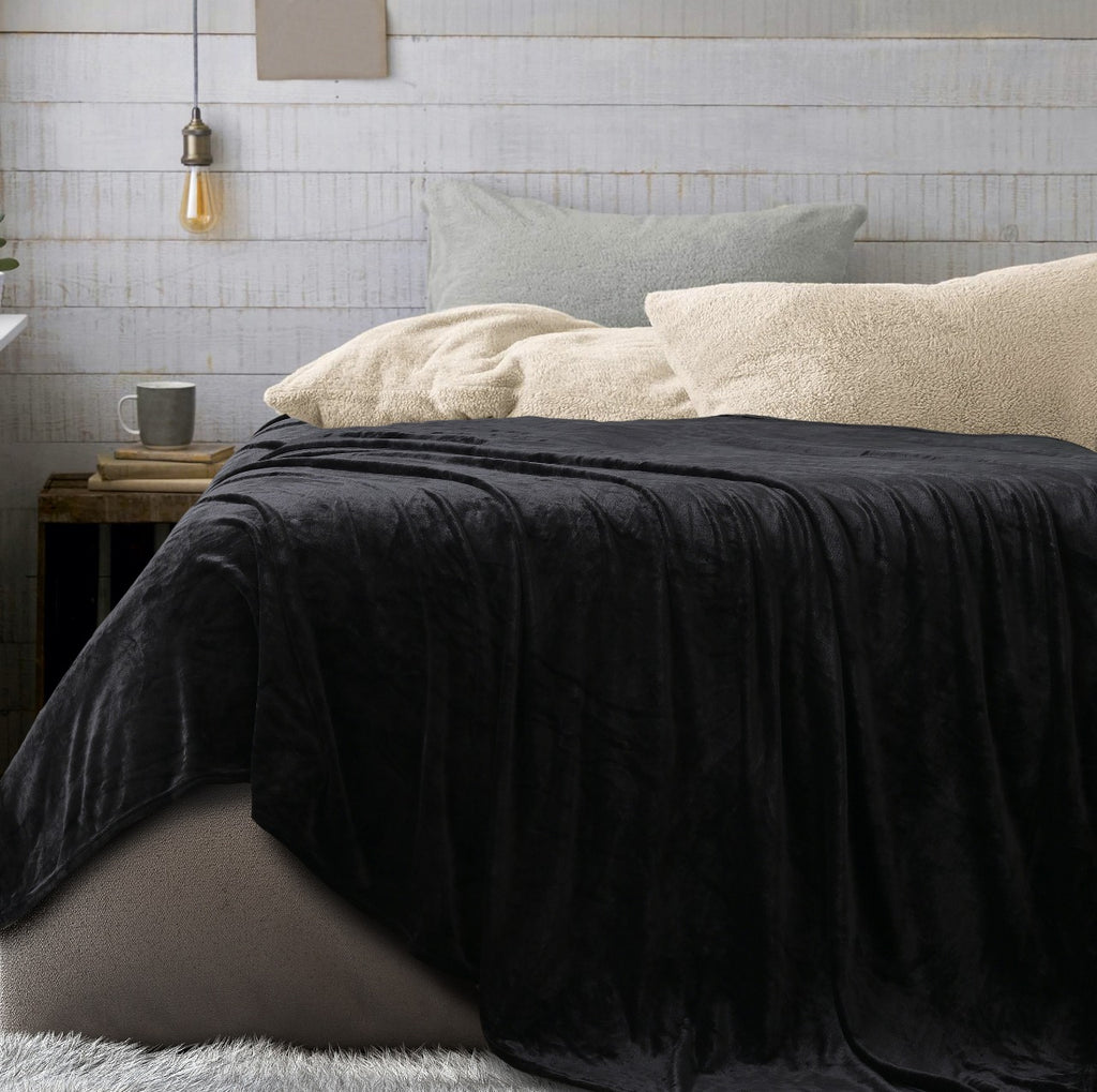 SOLID BLACK BLANKET
